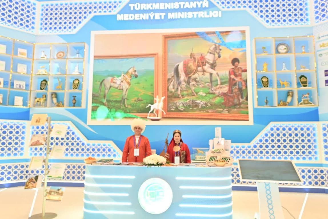 Aşgabatda Bitaraplygyň 30 ýyllygyna bagyşlanan ykdysady üstünlikleriň sergisi açyldy - Media 2