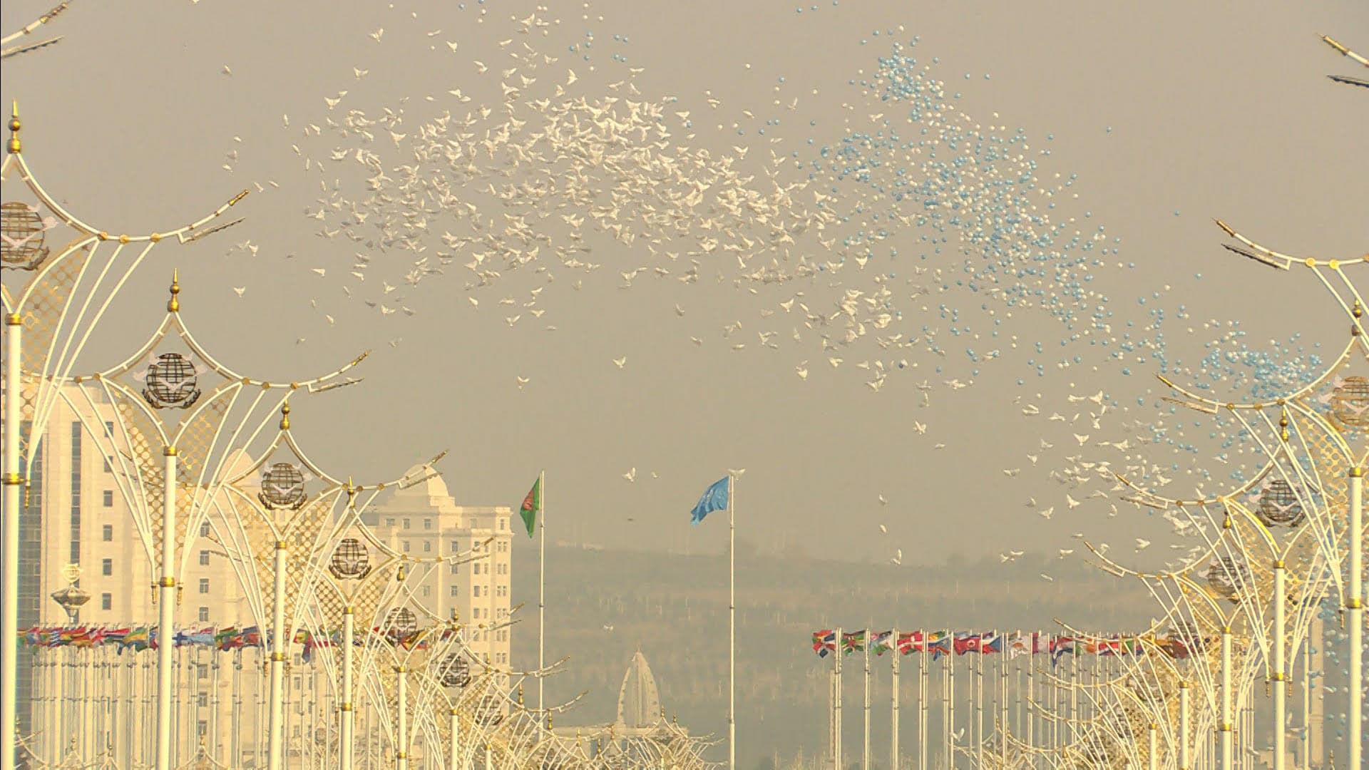 Aşgabatda «Bitaraplyk» binasy dabaraly ýagdaýda açyldy - Media 4