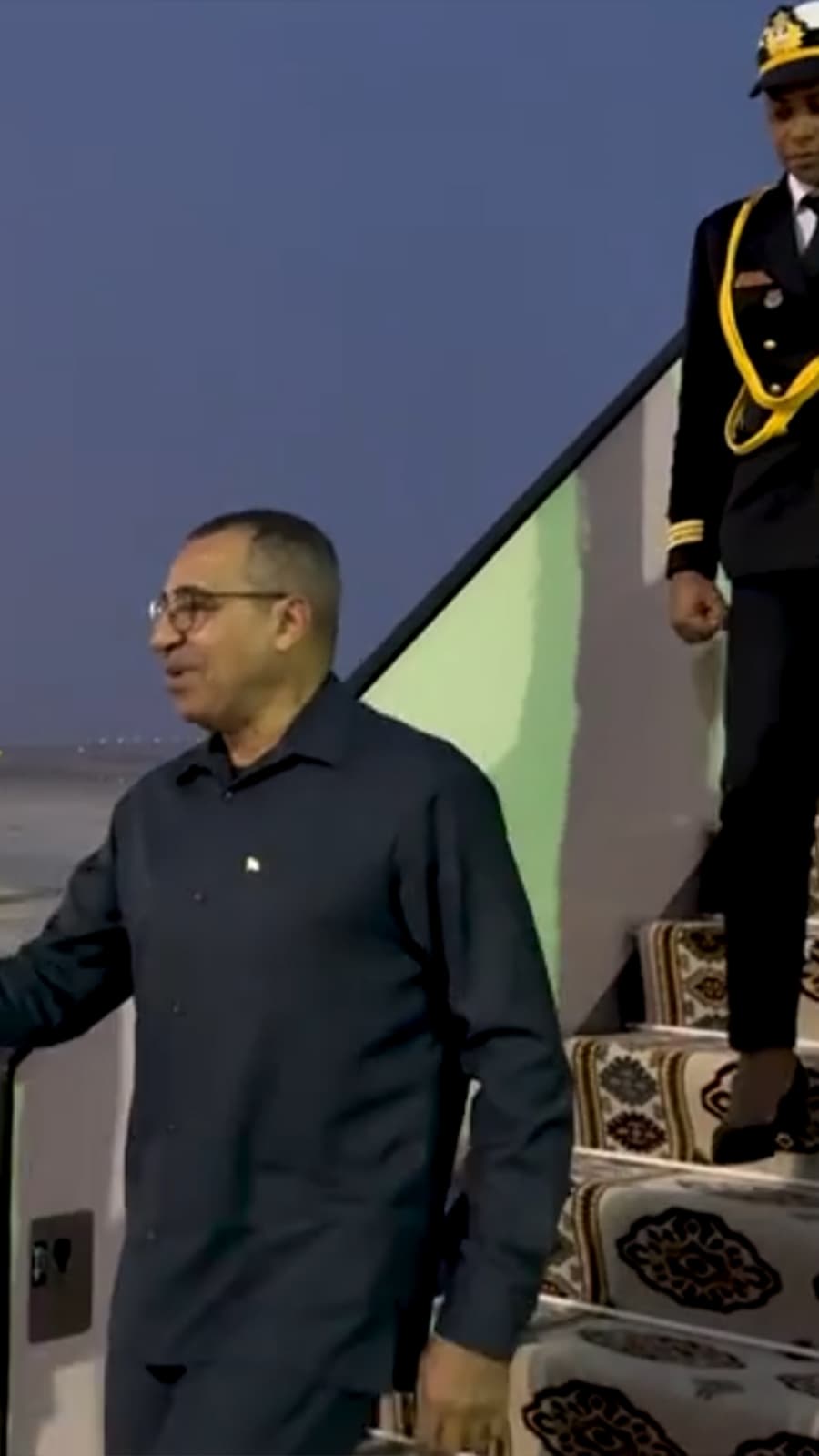 Santome we Prinsipi Demokratik Respublikasynyň Prezidenti Bitaraplygyň 30 ýyllygyna bagyşlanan Foruma gatnaşmak üçin Aşgabada geldi